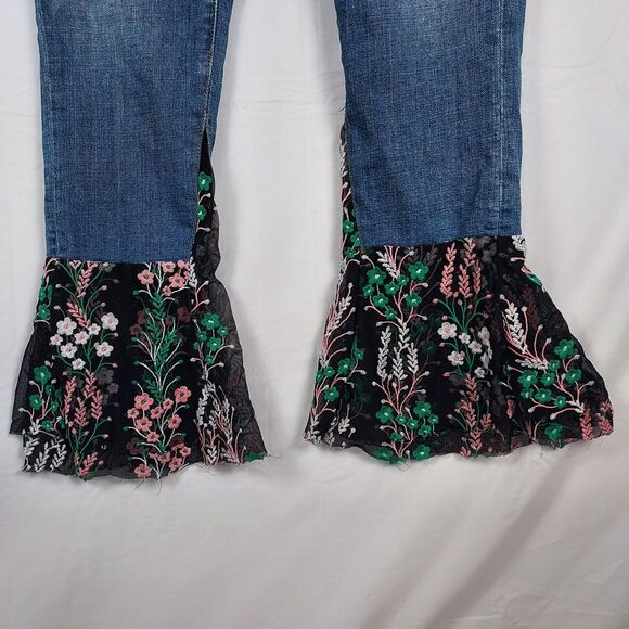 Anthropologie Pilcro Jeans 27 Boho Embroidered Ruffle Hem Floral Denim - Picture 5 of 16